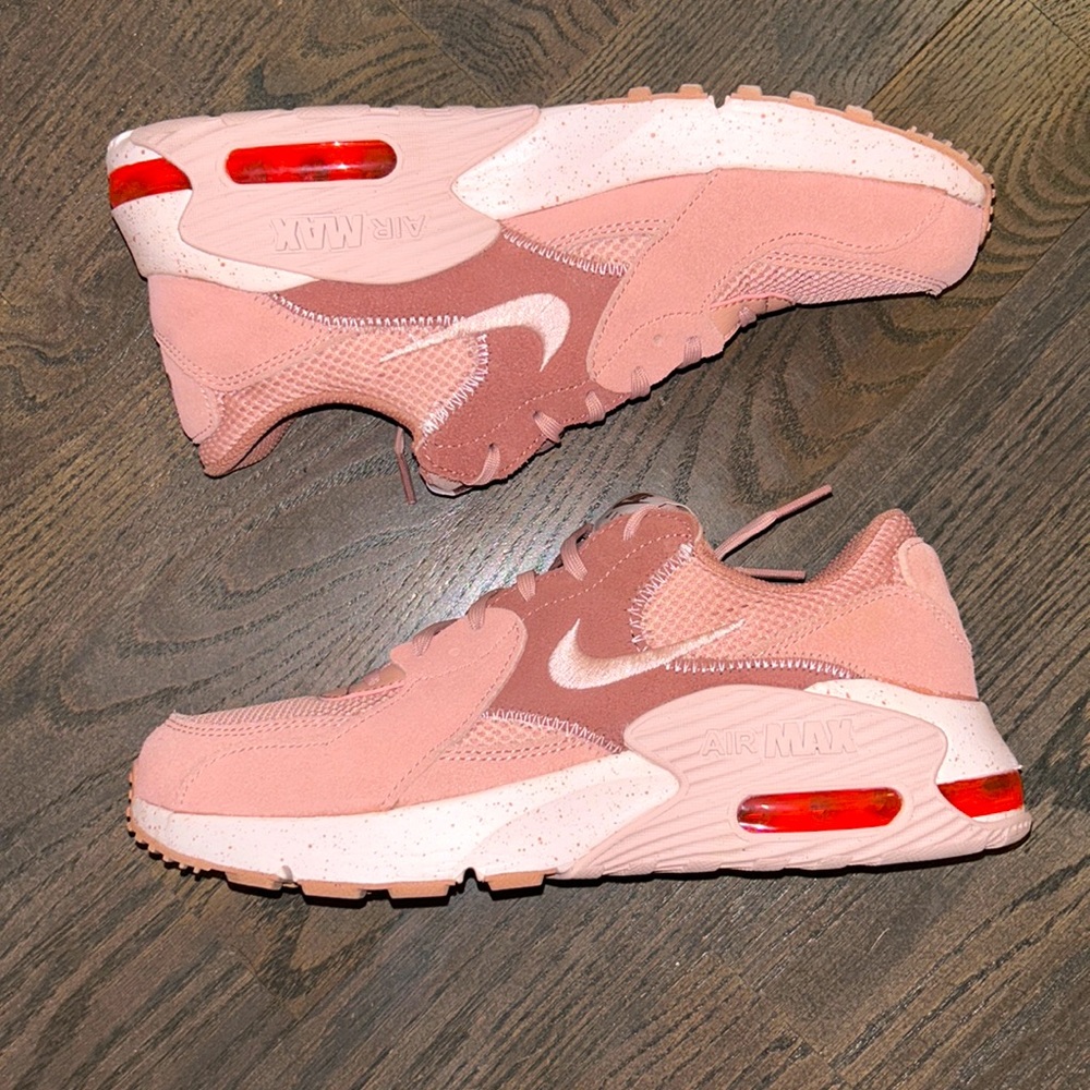 nike air max excee pink